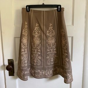Embroidered skirt; good condition.